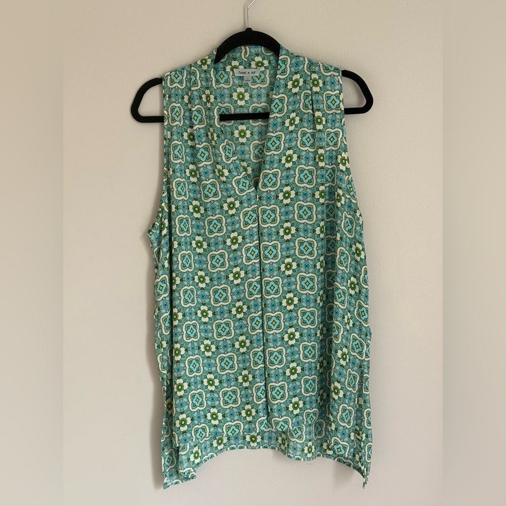 Floral & Ivy Patterned Tank Shell Sleeveless Top